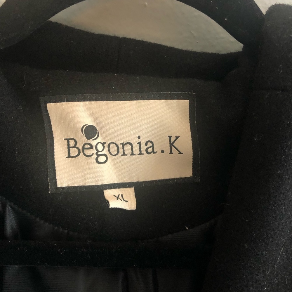 Begonia K Warm Black Peplum Style Shawl Collar Winter Coat, Size XL - Picture 4 of 5